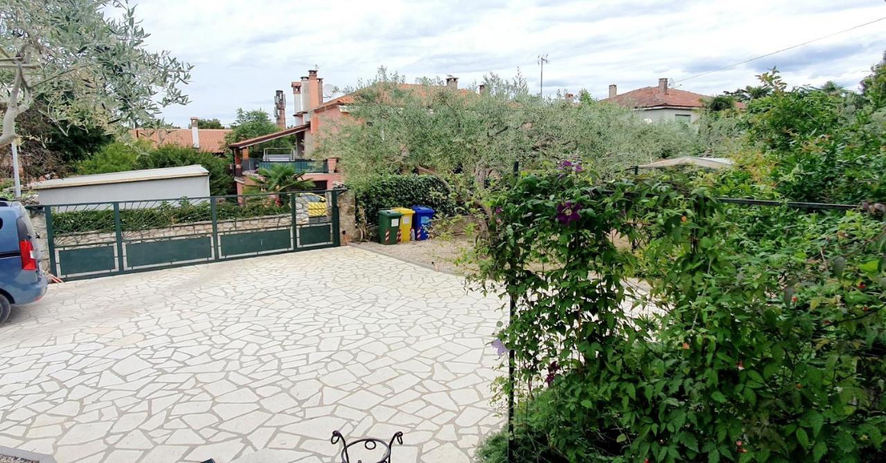 Cecillia Mare Apartments Rovinj Exterior foto